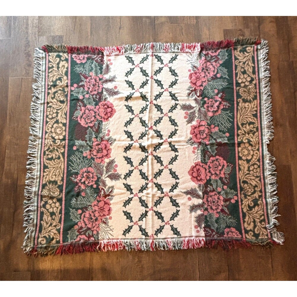 Vtg Crown Crafts Holiday Christmas Holly Floral Tapestry Throw Blanket  61”x53”